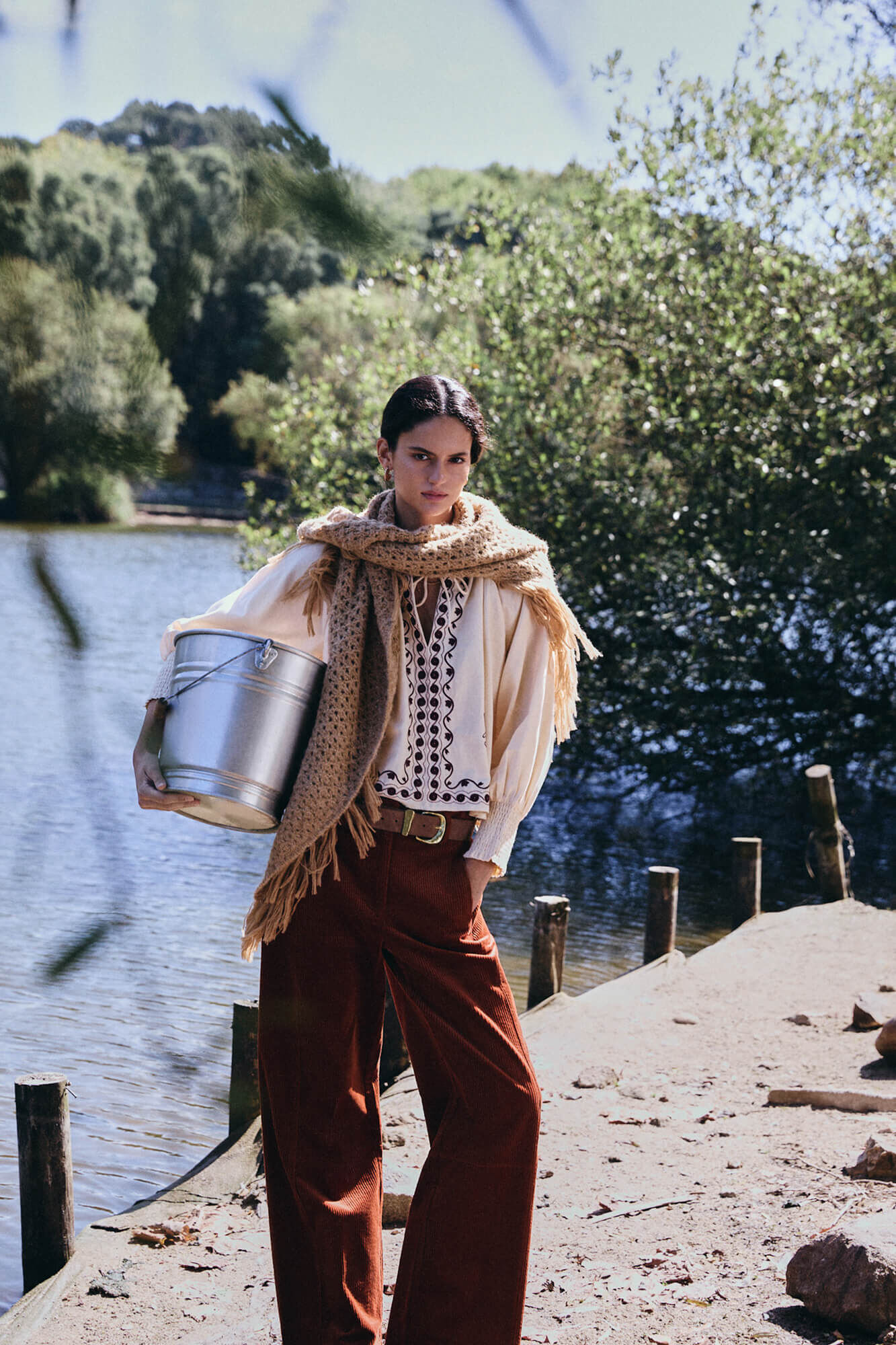 Hoss Intropia Claudia. Blusa bordada