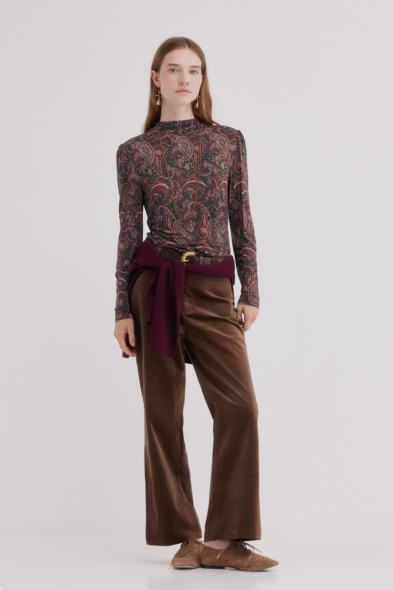 Hoss Intropia Prunela. Cal&ccedil;a de cintura m&eacute;dia