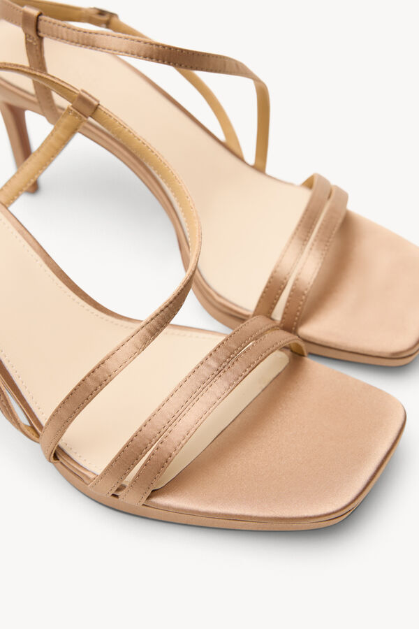 Hoss Intropia M&oacute;nica. sand&aacute;lias de salto em cetim Castanho