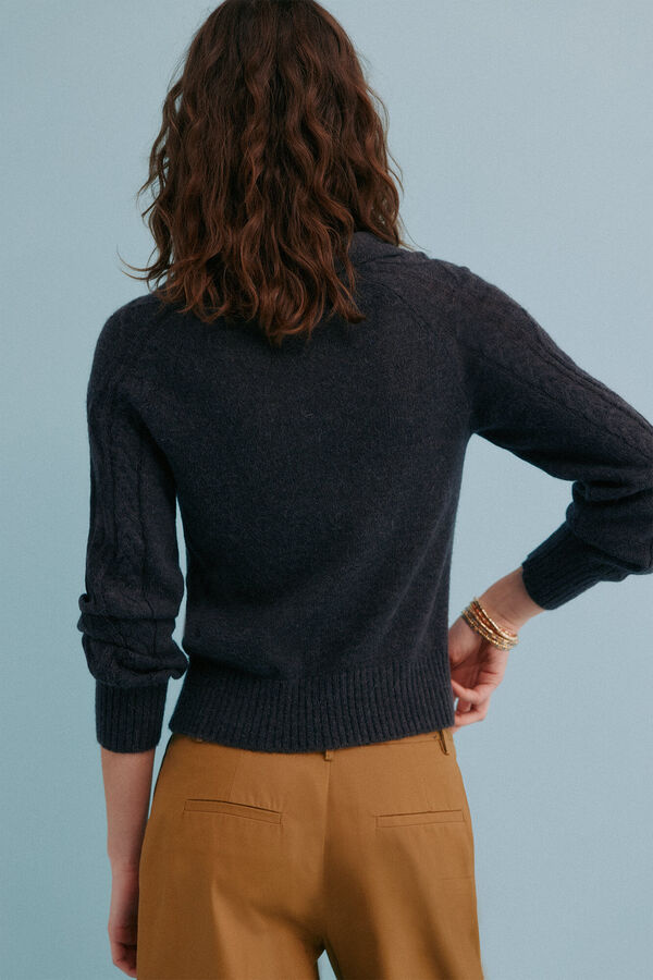 Hoss Intropia Indie. Camisola entran&ccedil;ada Cinzento