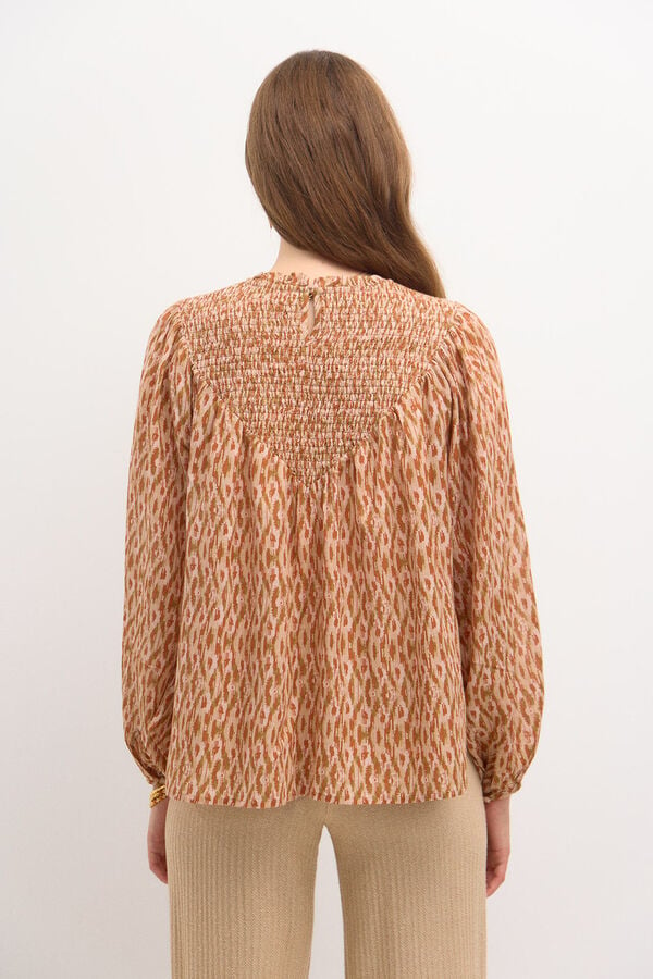 Hoss Intropia Ruperta. Blusa estampada. Beige