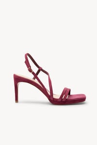 Hoss Intropia Mireia. Sand&aacute;lias de salto em camur&ccedil;a