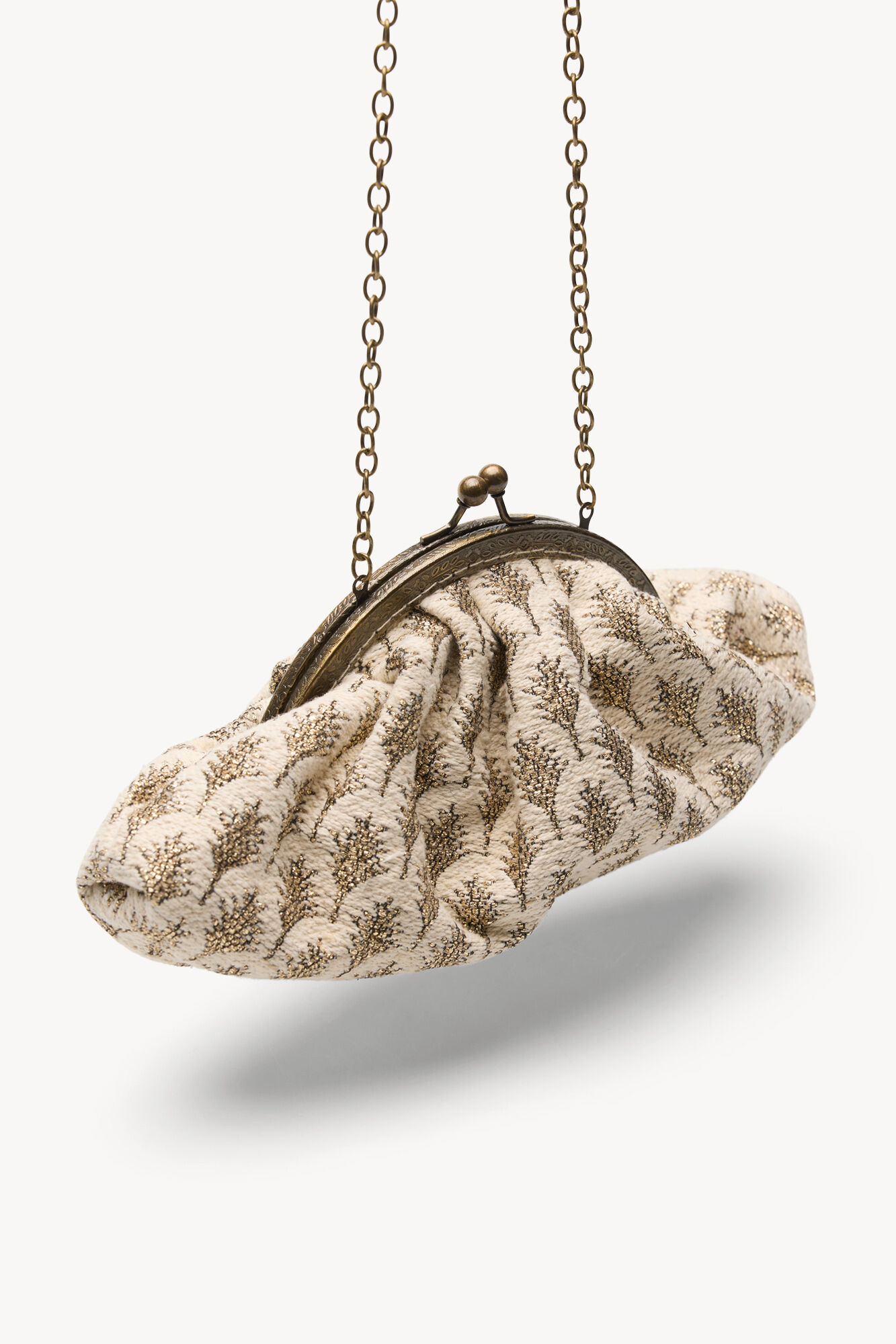 Hoss Intropia Naroa. Mala com fecho de boquilha