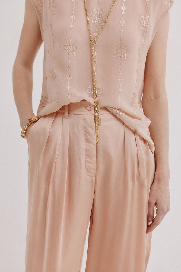 Hoss Intropia Pearl. Cal&ccedil;a fluida acetinada Subiu