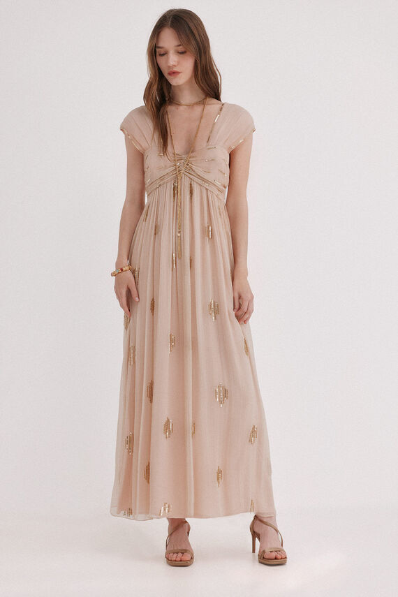 Aurora. Vestido bordado