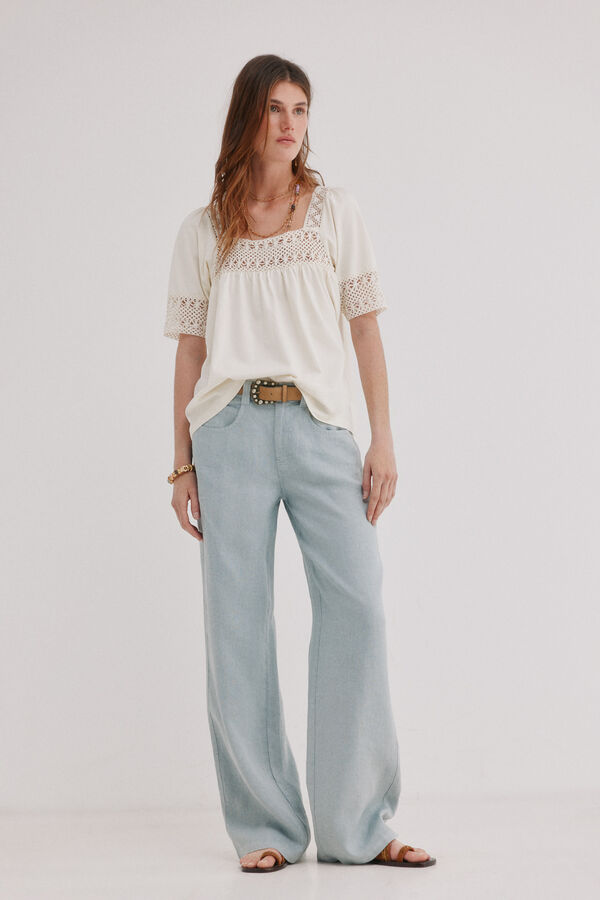 Hoss Intropia Miranda. T-shirt rom&acirc;ntica Beige