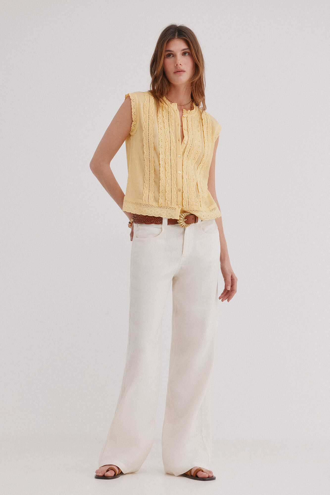 Hoss Intropia Cora. Blusa encajes