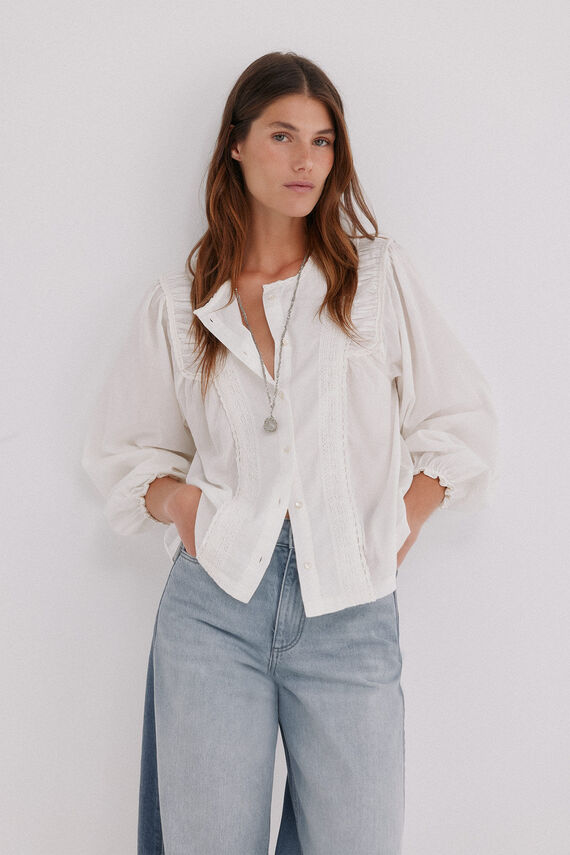 Caelia. Blusa fluída