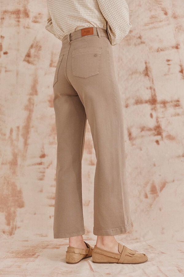 Hoss Intropia Briana. Jeans perna larga Beige