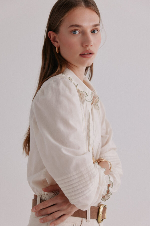 Hoss Intropia Catalina. Blusa romântica Ecru