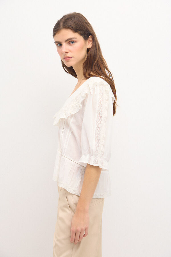 Hoss Intropia Celia. Romantic blouse. White