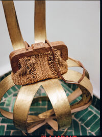 Hoss Intropia Miranda. Crochet bag with wooden mouthpiece Beige