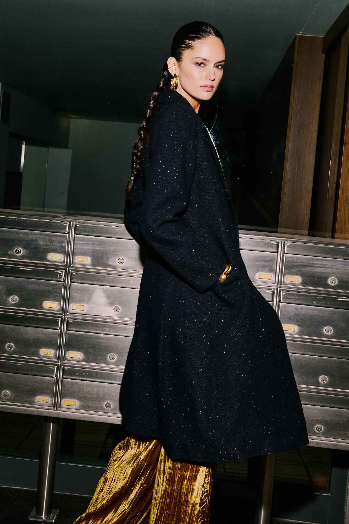 Hoss Intropia Farah. Sobretudo cruzado