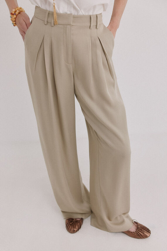 Paloma. Pantalón doble pliegue