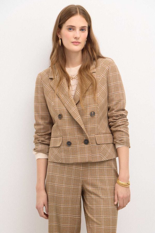 Hoss Intropia Edith. Short checked blazer Ivory