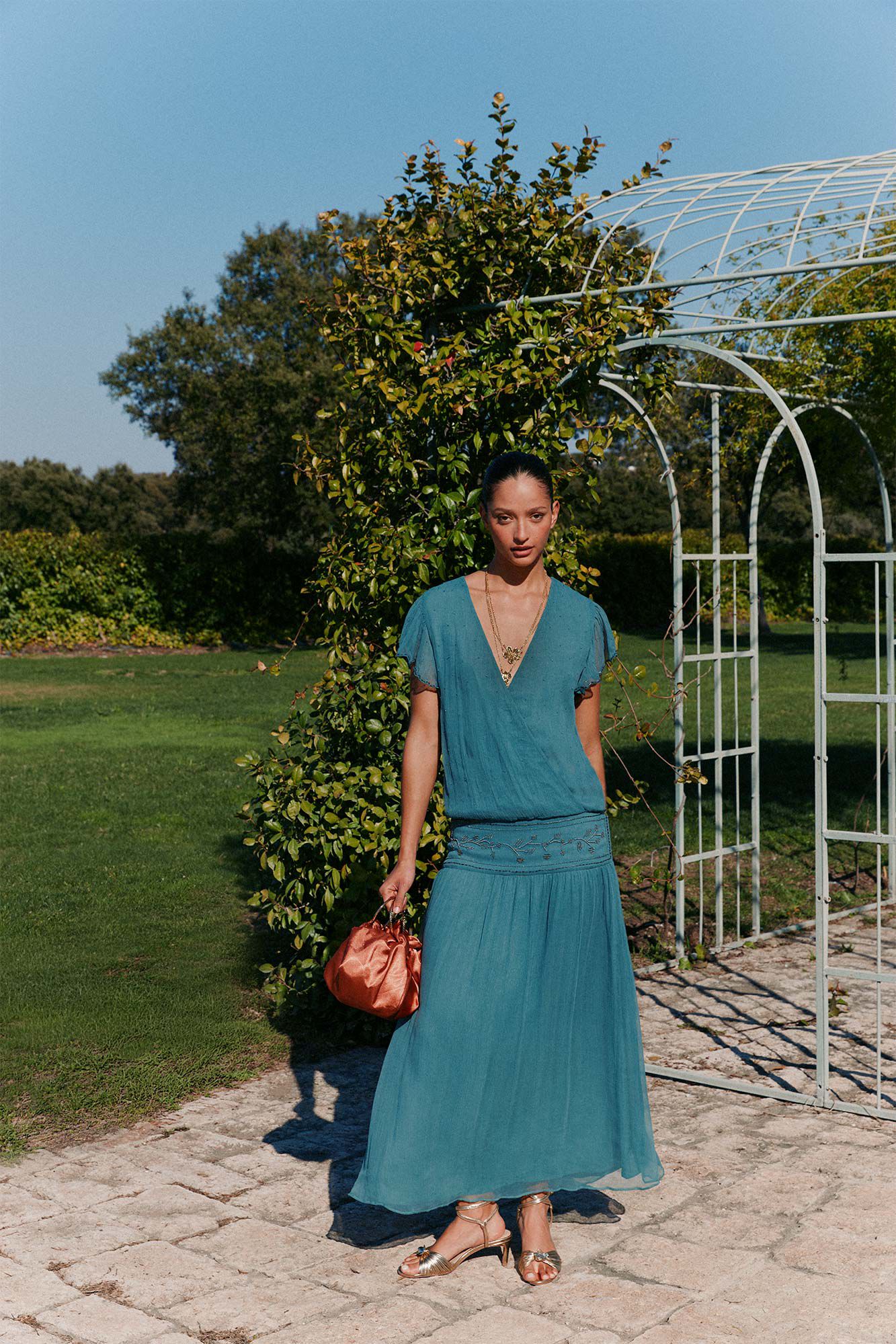 Hoss Intropia Nora. Mala em cetim