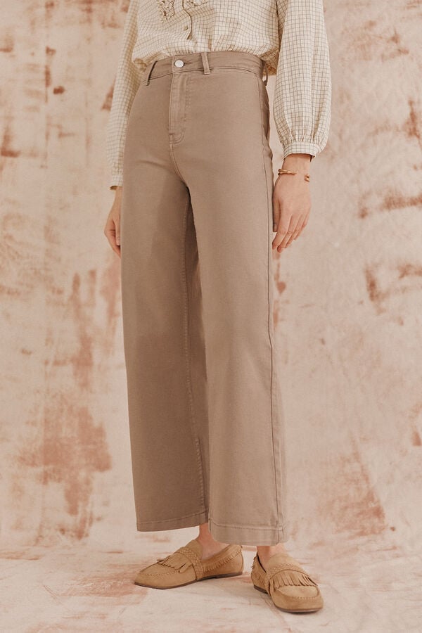 Hoss Intropia Briana. Jeans perna larga Beige