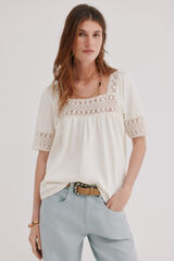 Hoss Intropia Miranda. T-shirt rom&acirc;ntica Beige