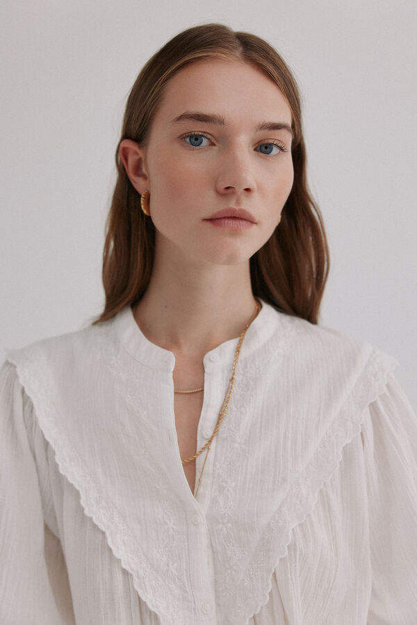 Hoss Intropia Gael. Blusa bordada Ecru