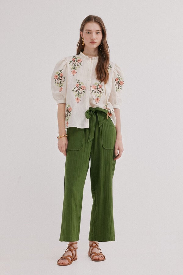 Hoss Intropia Capri. Blusa bordado floral Ecru