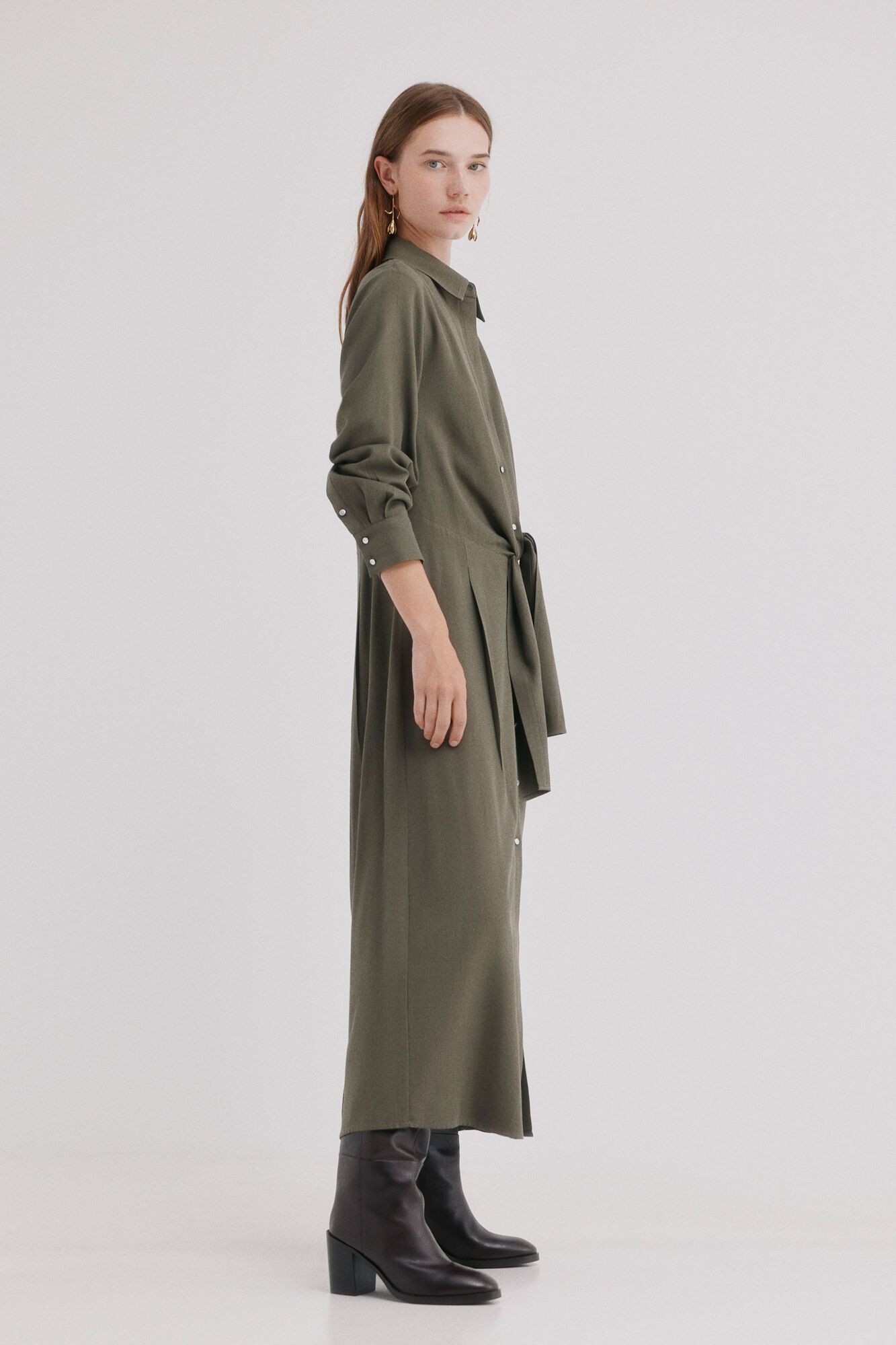 Hoss Intropia Amara. Vestido camiseiro