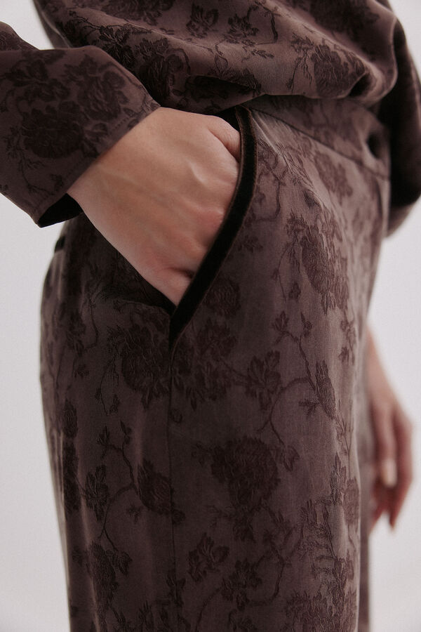 Hoss Intropia Palma. Cal&ccedil;as jacquard Castanho