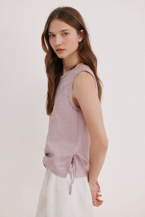 Hoss Intropia Marcela. Embroidered top Purple