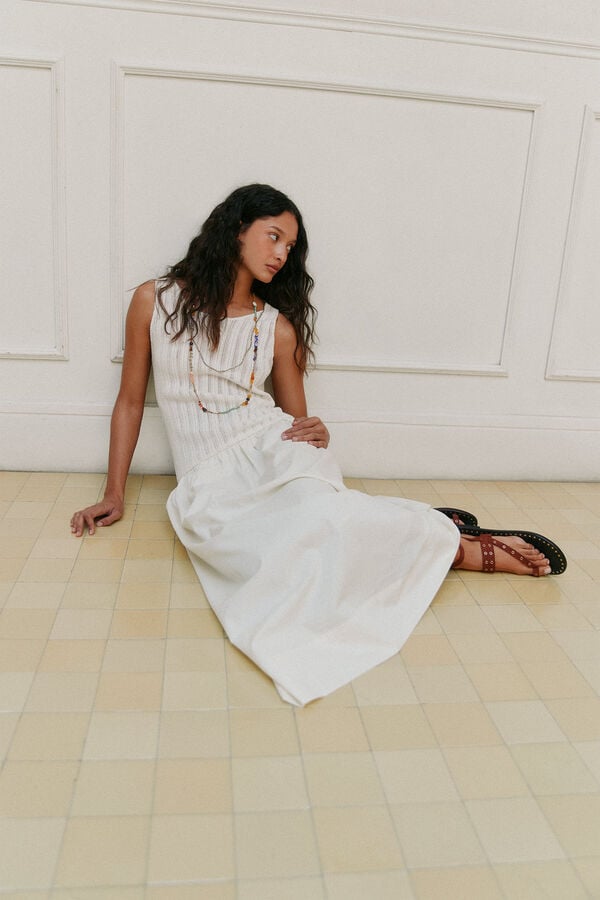 Hoss Intropia Alba. Vestido de malha combinado  Beige