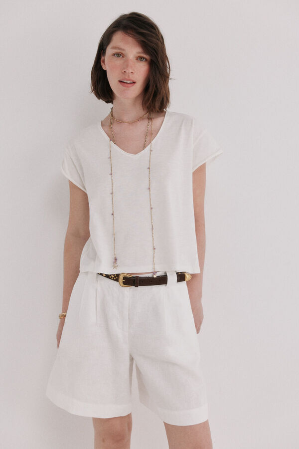 Hoss Intropia Monike. T-shirt de manga curta com decote em bico Beige