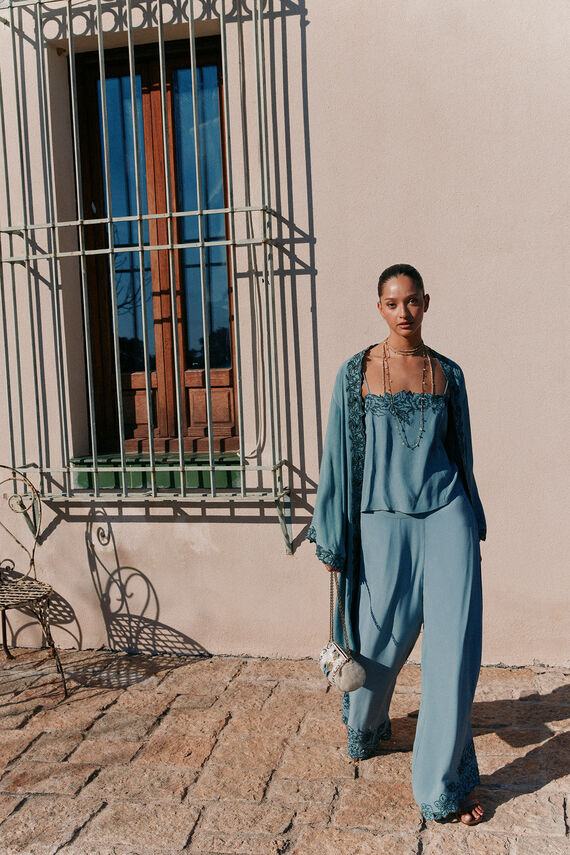 Persia. Pantalón largo