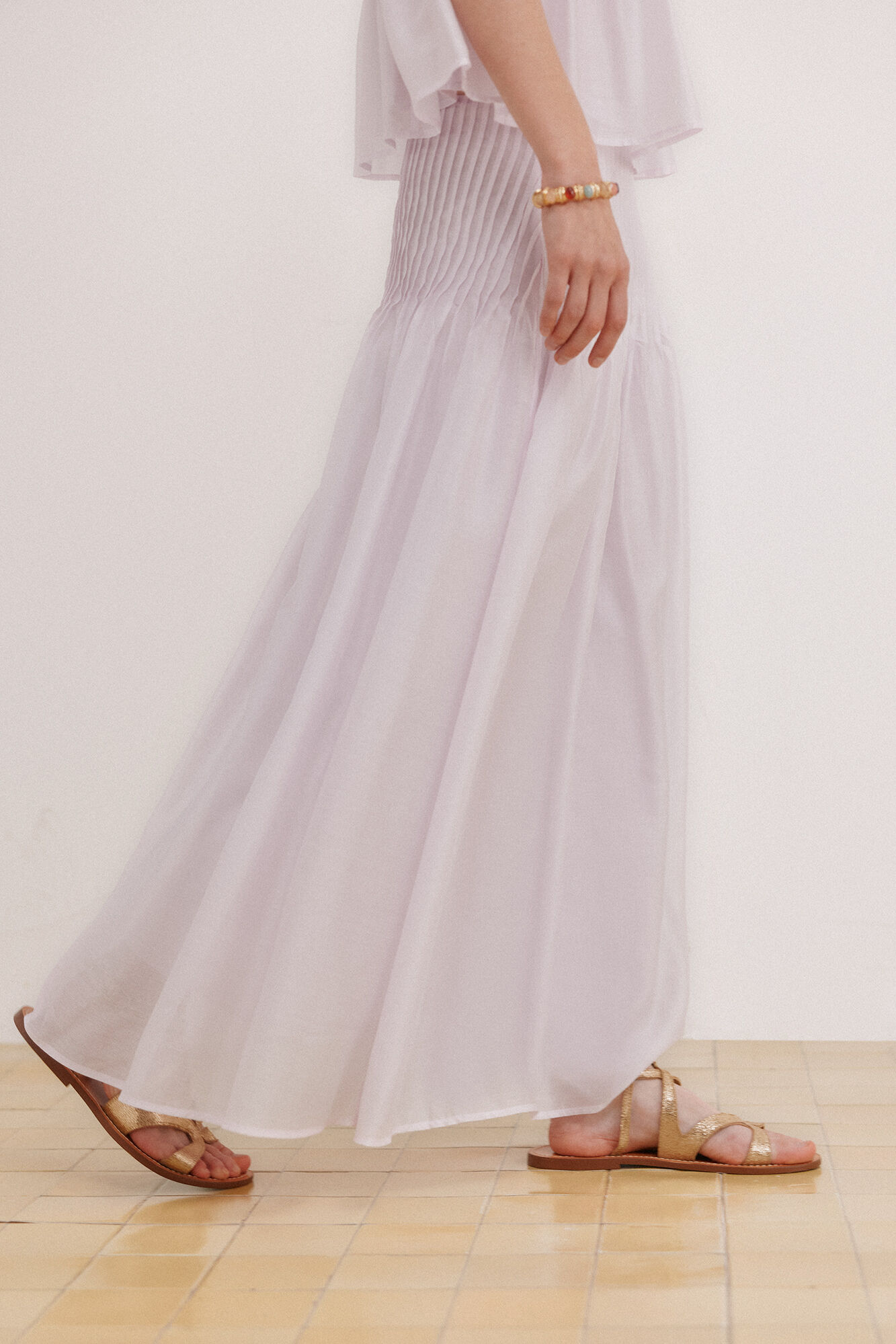 Hoss Intropia Rania. Falda jaretas midi