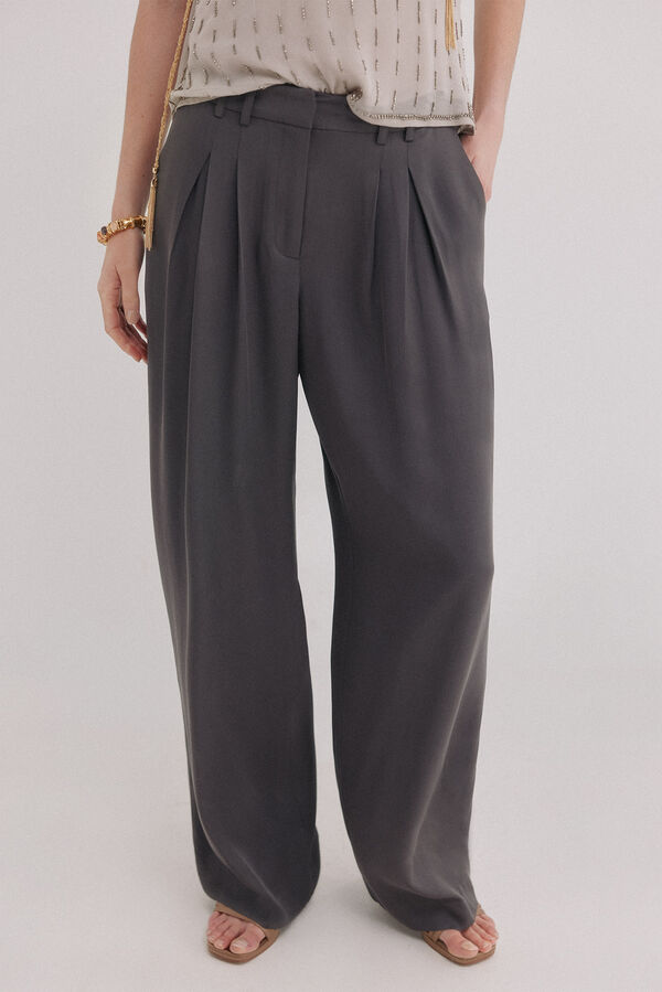 Hoss Intropia Paloma. Double pleat trousers Gray