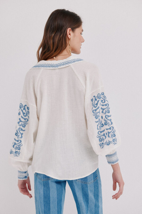 Hoss Intropia Carla. Blusa bordada Ecru