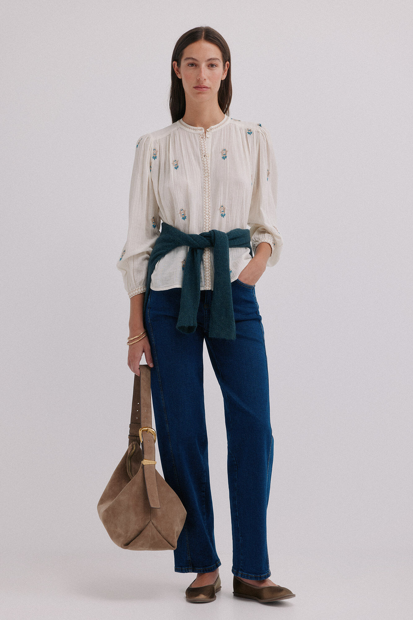 Hoss Intropia Carina. Blusa bordada