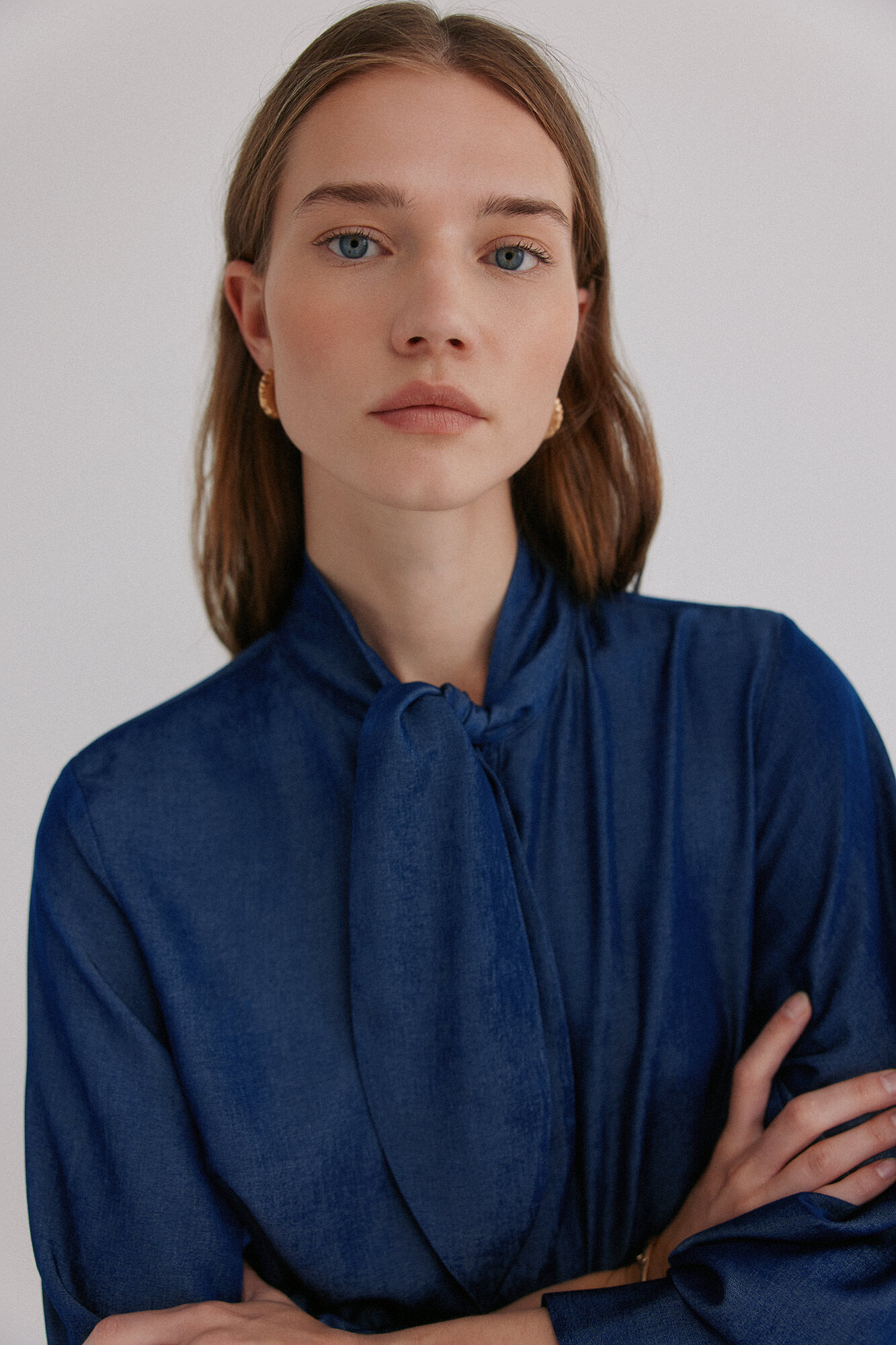 Hoss Intropia Graciela. Blusa con detalle nudo