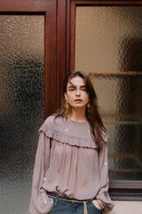 Hoss Intropia C&oacute;sima. Blusa bordada Roxo