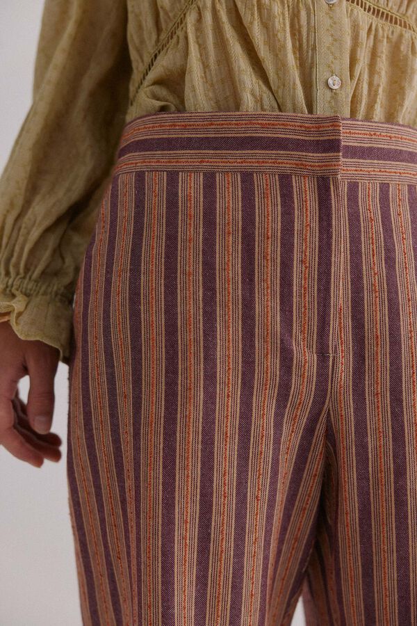Hoss Intropia Phoebe. Calça riscas Ecru