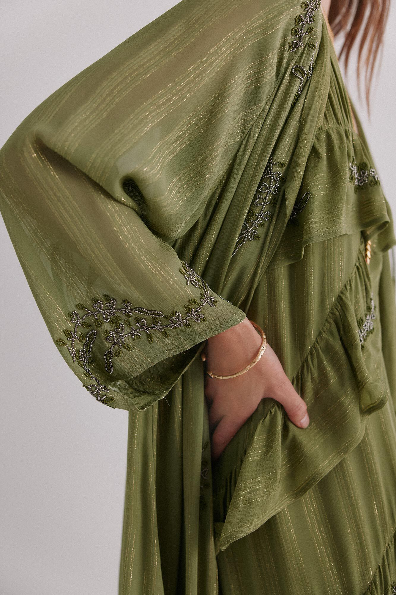 Hoss Intropia Zena. Kimono bordado