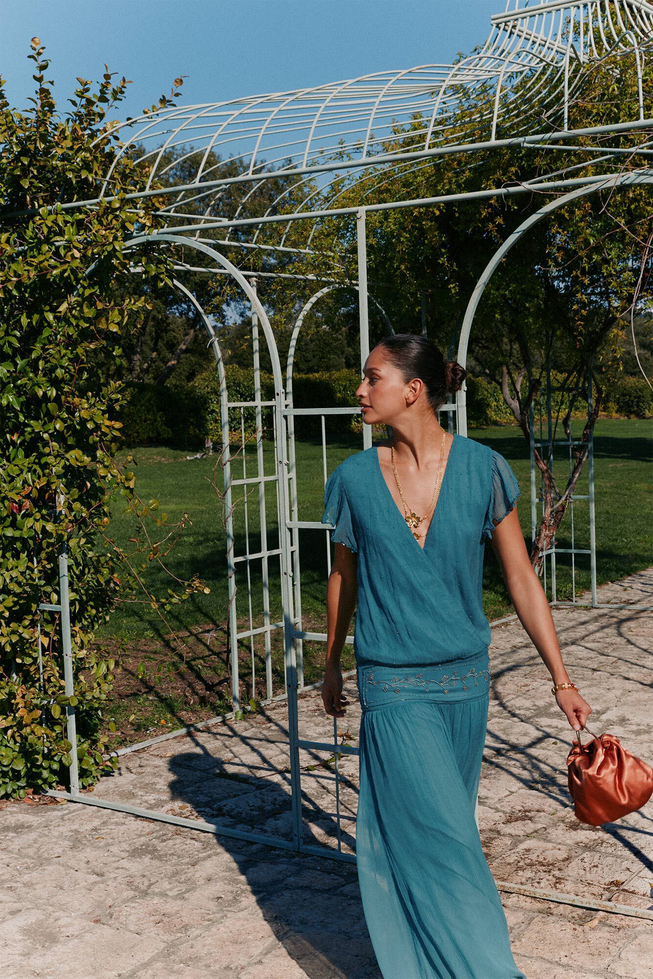 Hoss Intropia Ander. Vestido com missangas