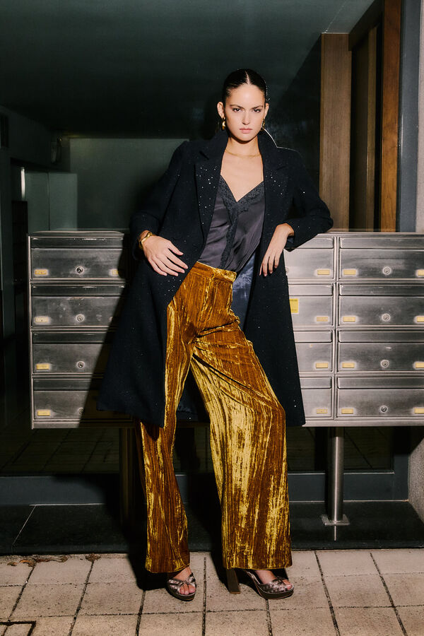 Hoss Intropia Paige. Calça veludo Dourado