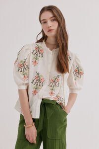 Hoss Intropia Capri. Blusa bordado floral