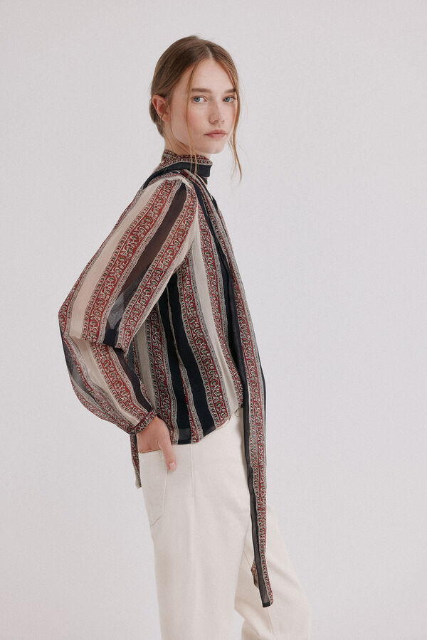 Hoss Intropia Celina. Blusa fluida Multicolorido