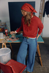 Hoss Intropia Miranda. Len&ccedil;o tipo bandana