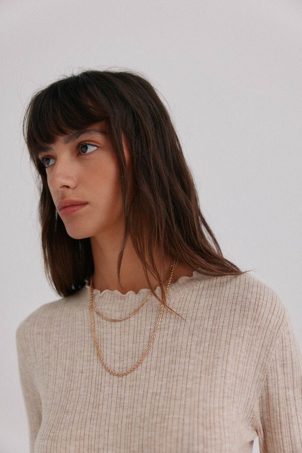 Hoss Intropia Nidia. Top com detalhe de ondas Ecru
