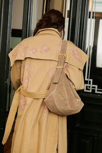 Hoss Intropia Natalia. Bolso de serraje