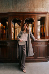 Hoss Intropia Eva. Quimono jacquard