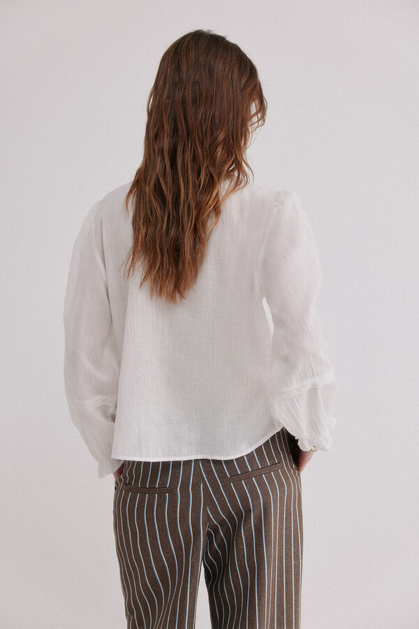 Hoss Intropia Caridad. Blusa rom&acirc;ntica Ecru