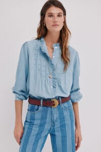 Hoss Intropia Cintia. Blusa com folho na carcela