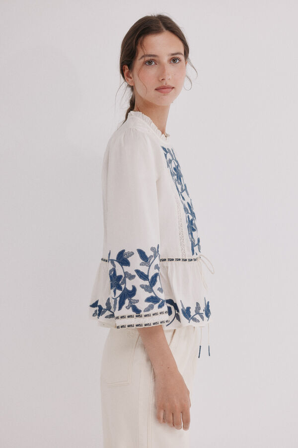 Hoss Intropia Cordelia. Blusa bordados Ecru