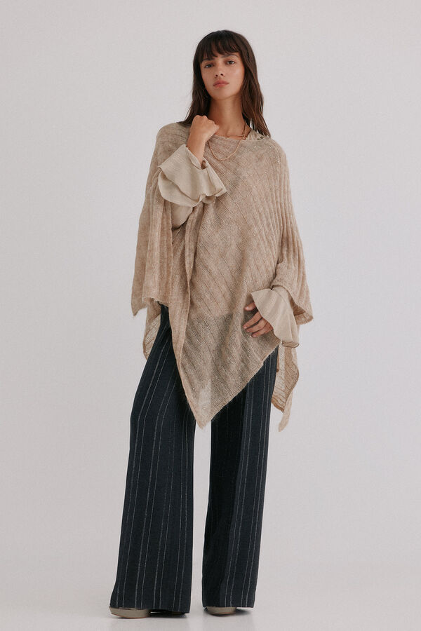 Hoss Intropia Näelle. Capa tricot Beige